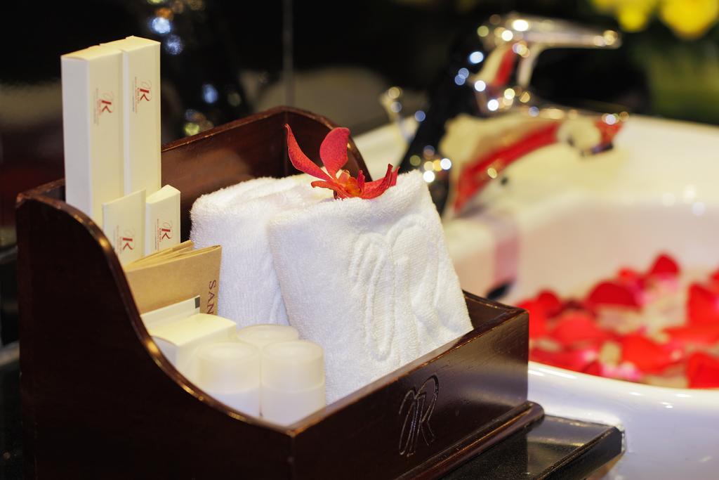 Royal Hotel Saigon Bandar Ho Chi Minh Luaran gambar